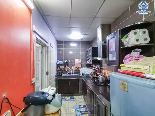 *****ทาวน์เฮ้าส์มือสองย่านนนทบุรี ม.พฤกษาวิลล์33 ปิ่นเกล้า-วงแหวน บนเนื้อที่ 17.4 ตร.ว. ฟังก์ชัน 3 ห้องนอน 2 ห้องน้ำ 1 ที่จอดรถ แถมฟรี! 3 เครื่องปรับอากาศ บ้านพร้อมอยู่ ราคาถูก  ใกล้รถไฟฟ้าสายสีม่วง "สถานีตลาดบางใหญ่" และทางด่วน "ศรีรัช"